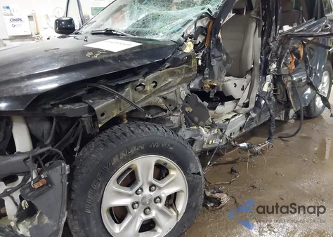 2012 Jeep Grand Cherokee Laredo из США, поврежденный, VIN 1C4RJFAG6CC149504